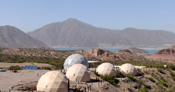 🌄 Denmoza: donde la montaña abraza el descanso